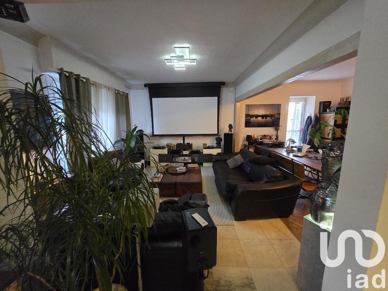 Maison - 400 m² - 8 pièces