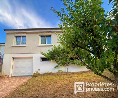 Maison - 90 m² - 4 pièces