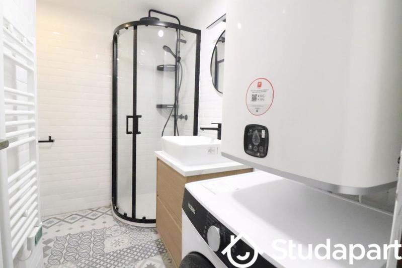 Chambre - 12 m² - 1 pièce