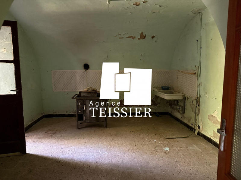 Maison - 100 m² - 2 pièces