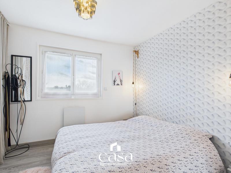 Maison - 93 m² - 5 pièces