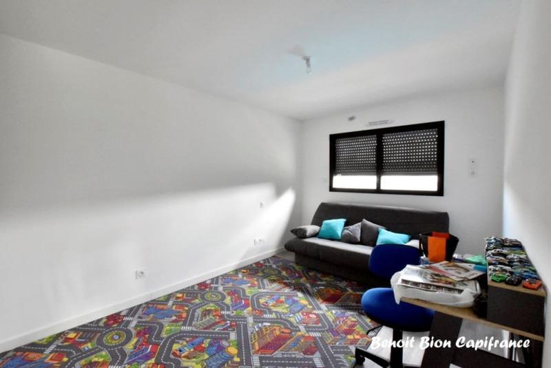 Maison - 200 m² - 5 pièces