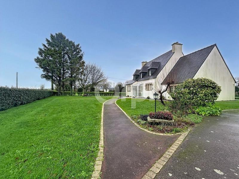 Maison - 141 m² - 5 pièces