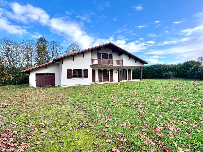 Maison - 138 m² - 4 pièces