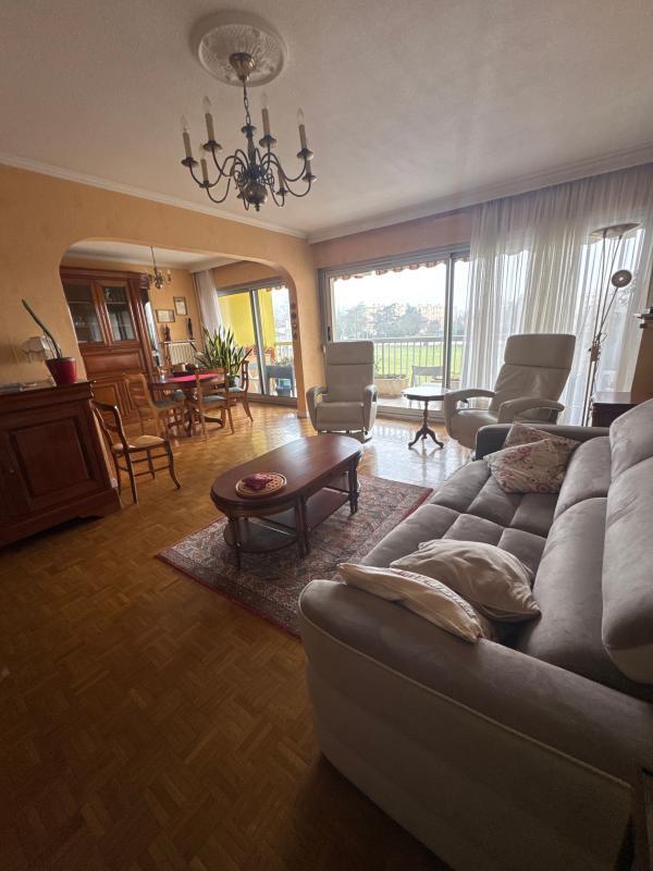 Appartement - 84 m² - 3 pièces