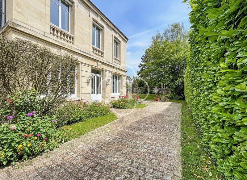 Maison ancienne - 153 m² - 6 pièces