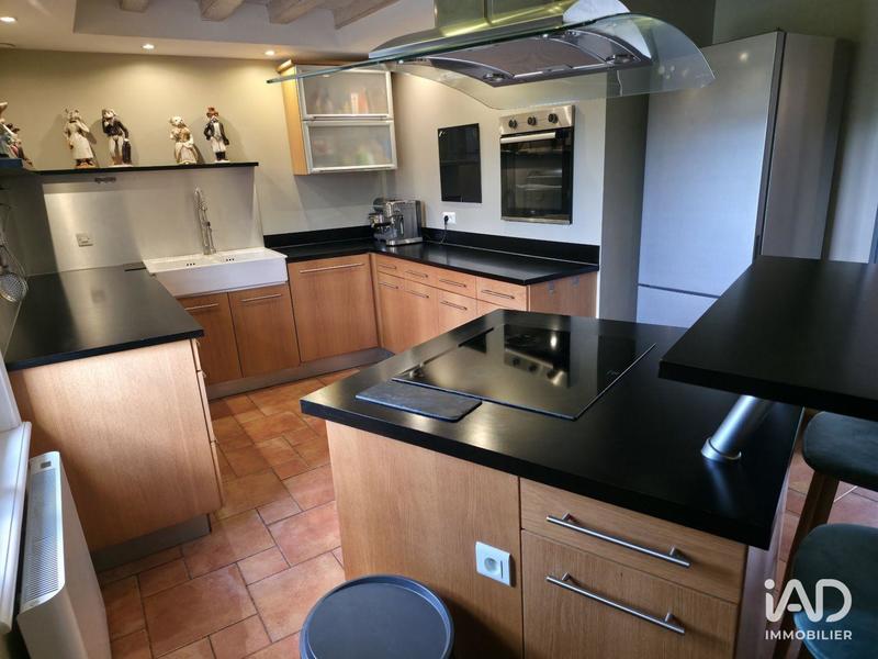 Local commercial - 273 m²