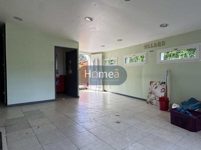 Maison - 170 m² - 6 pièces