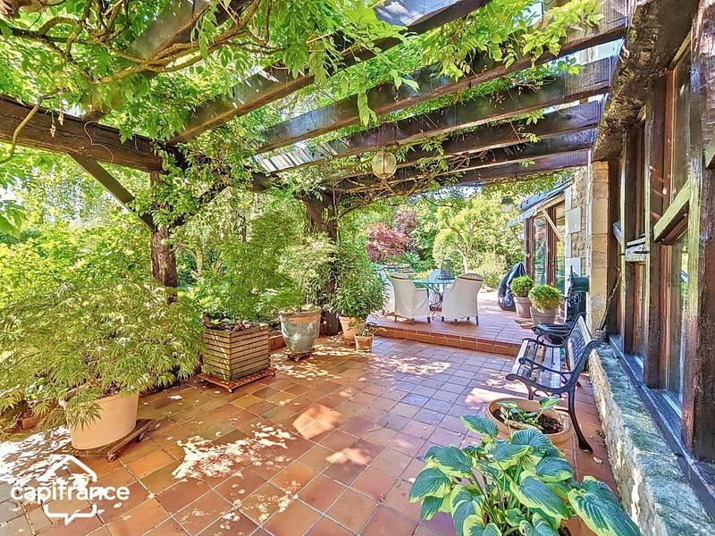 Maison - 182 m² - 6 pièces