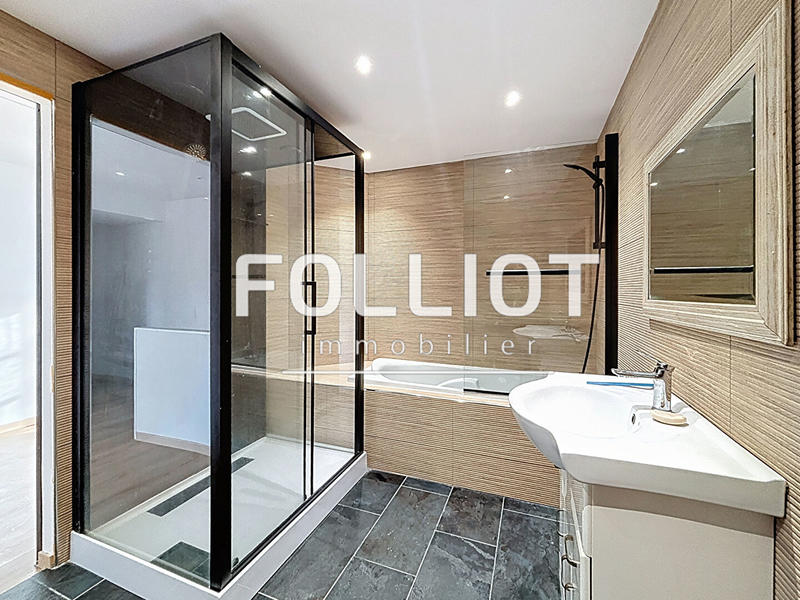 Maison - 162 m² - 6 pièces