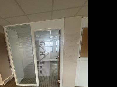 Bureau - 255 m²