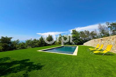 Villa - 194 m² - 6 pièces