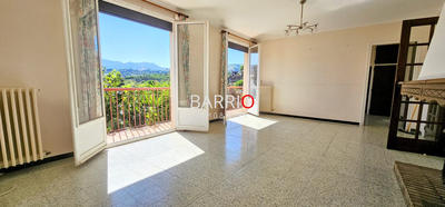 Maison ancienne - 206 m² - 10 pièces