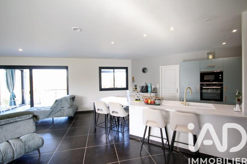 Maison - 150 m² - 5 pièces