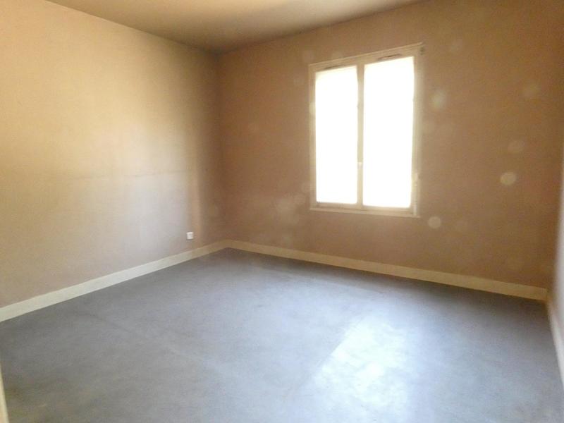 Maison - 92 m² - 5 pièces