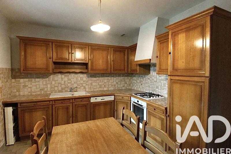 Maison - 90 m² - 4 pièces