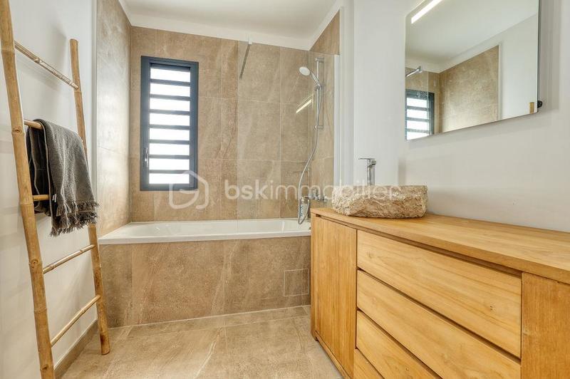 Maison d'architecte - 139 m² - 5 pièces