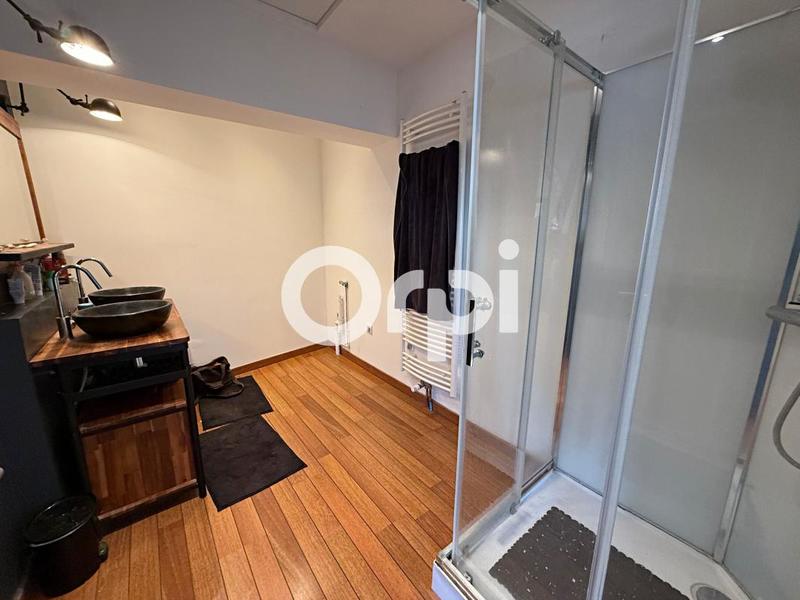 Maison - 215 m² - 6 pièces