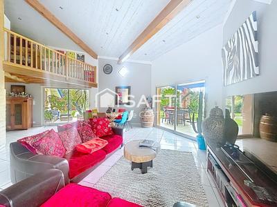 Villa - 196 m² - 5 pièces