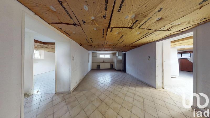 Maison - 193 m² - 11 pièces