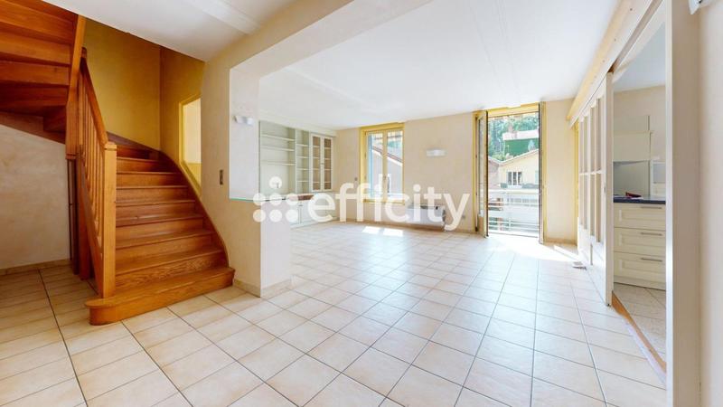 Maison de ville - 181 m² - 8 pièces