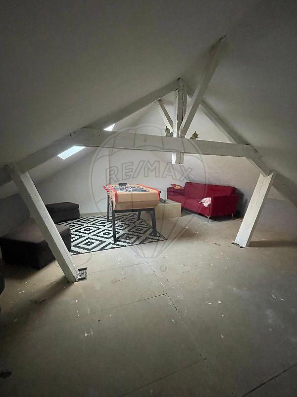 Local commercial - 437 m² - 10 pièces