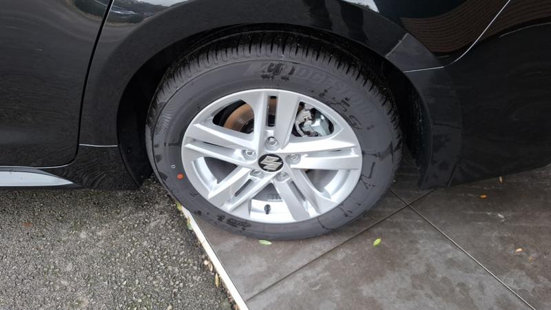 Suzuki Swace 1.8 Hybrid Pack