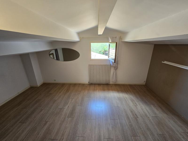 Maison - 184 m² - 6 pièces