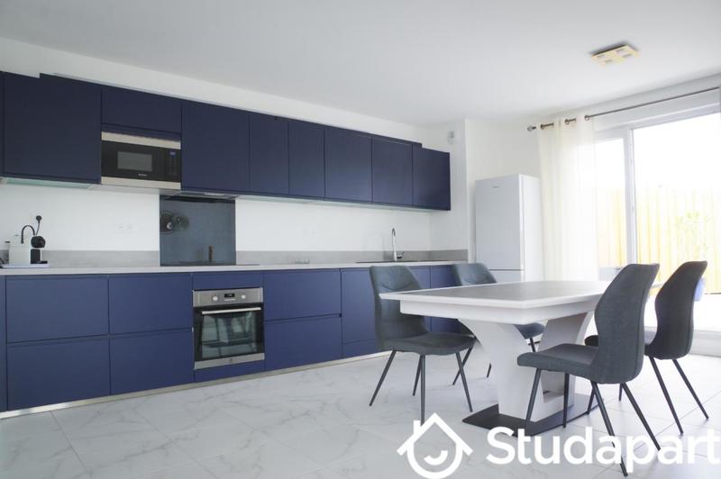 Appartement - 90 m² - 3 pièces