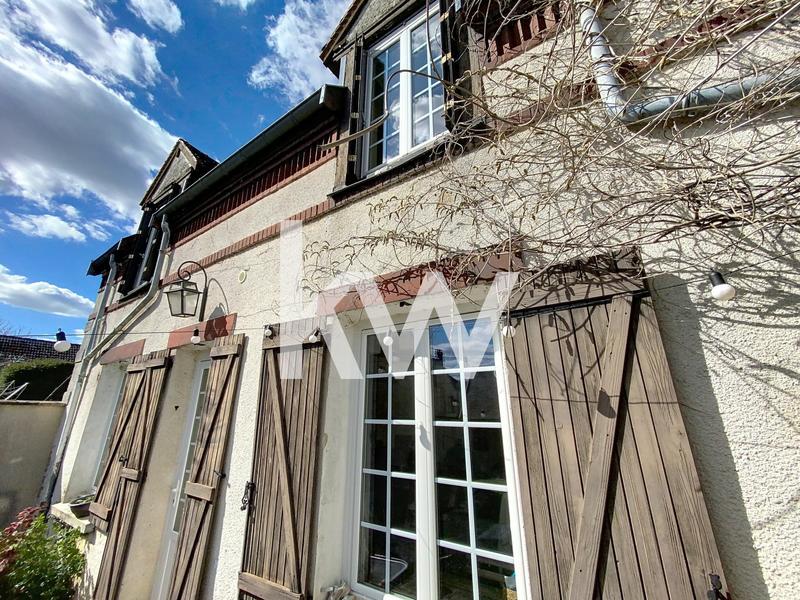 Maison - 100 m² - 4 pièces