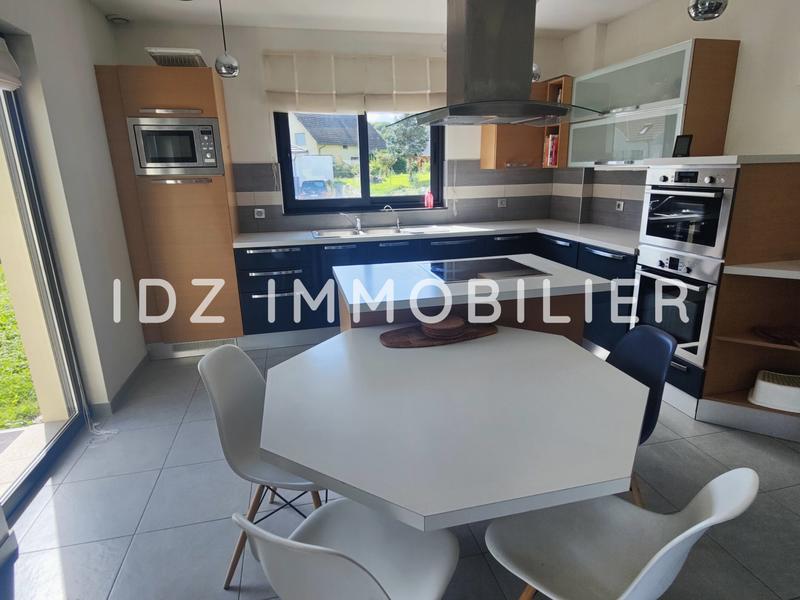 Maison - 120 m² - 6 pièces