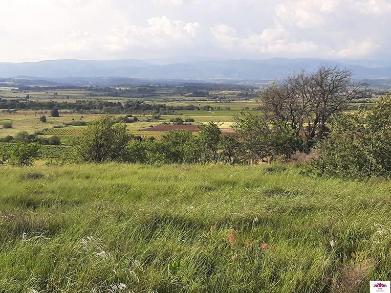 Terrain - 33 000 m²