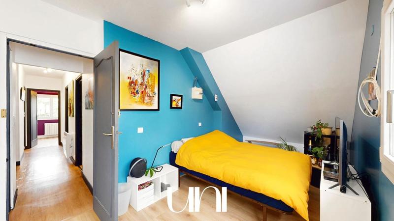 Maison - 170 m² - 7 pièces