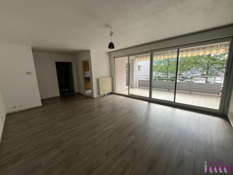 Appartement - 93 m² - 4 pièces