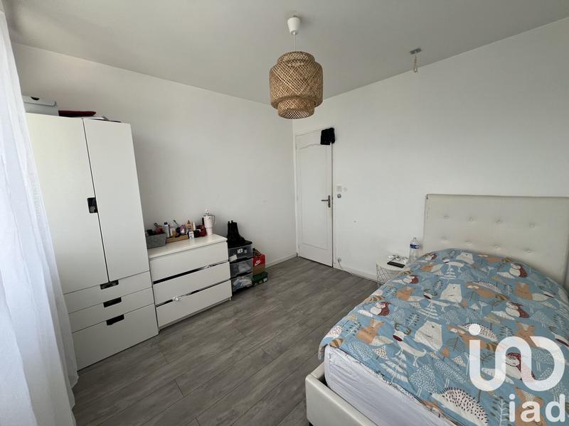 Maison - 230 m² - 8 pièces