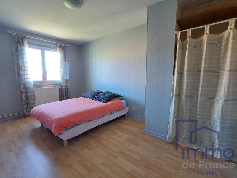 Villa - 121 m² - 6 pièces