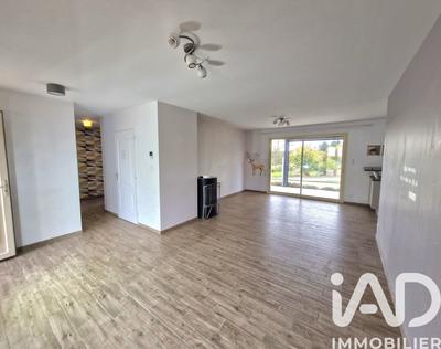 Maison - 101 m² - 5 pièces