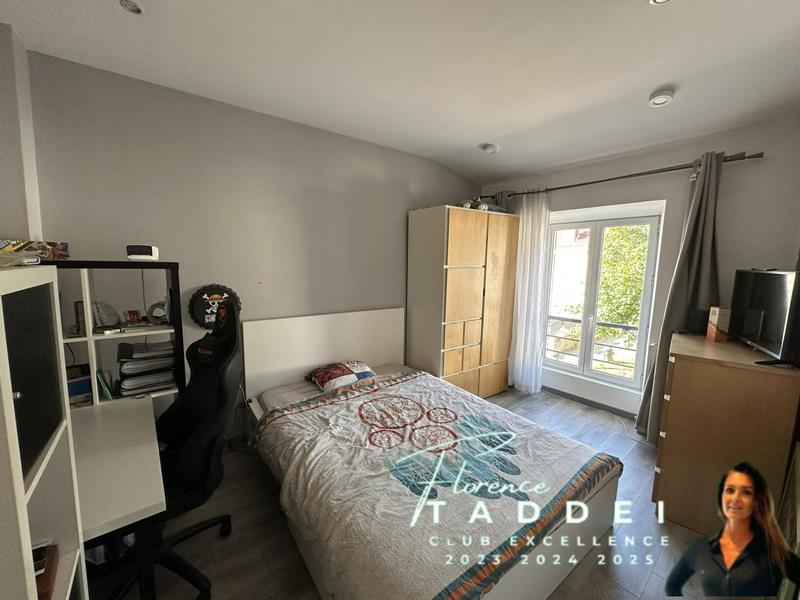 Maison - 87 m² - 4 pièces