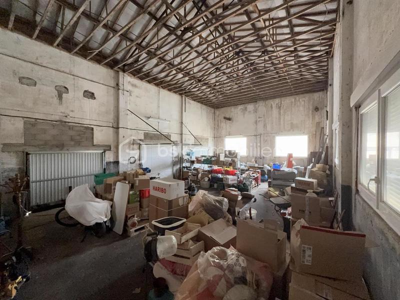 Propriété - 210 m² - 7 pièces