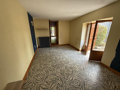 Maison - 185 m² - 6 pièces