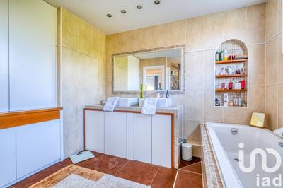 Maison - 170 m² - 6 pièces