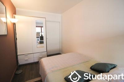 Chambre - 10 m² - 1 pièce