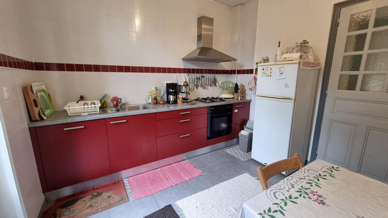 Maison - 338 m² - 14 pièces