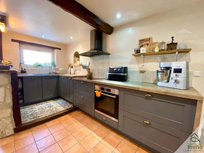 Propriété - 216 m² - 8 pièces