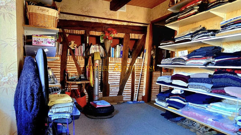 Maison - 205 m² - 5 pièces