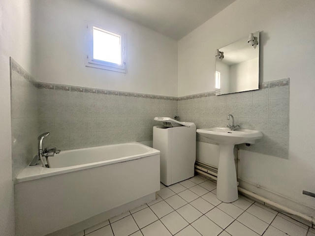 Appartement - 87 m² - 4 pièces