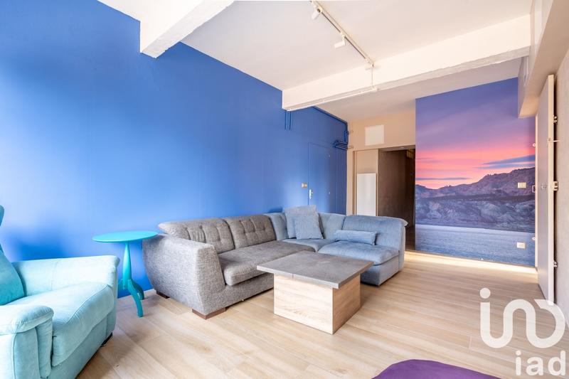 Maison - 369 m² - 12 pièces