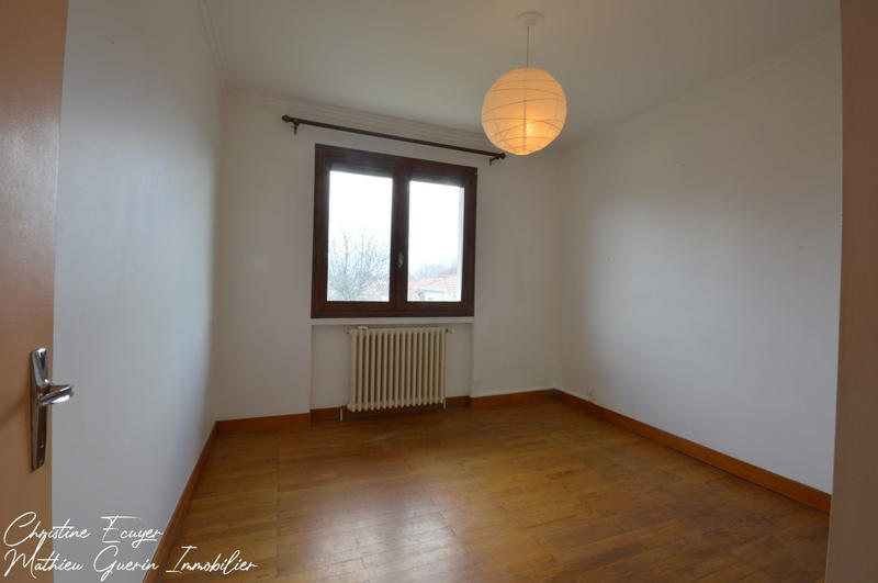 Maison traditionnelle - 83 m² - 4 pièces