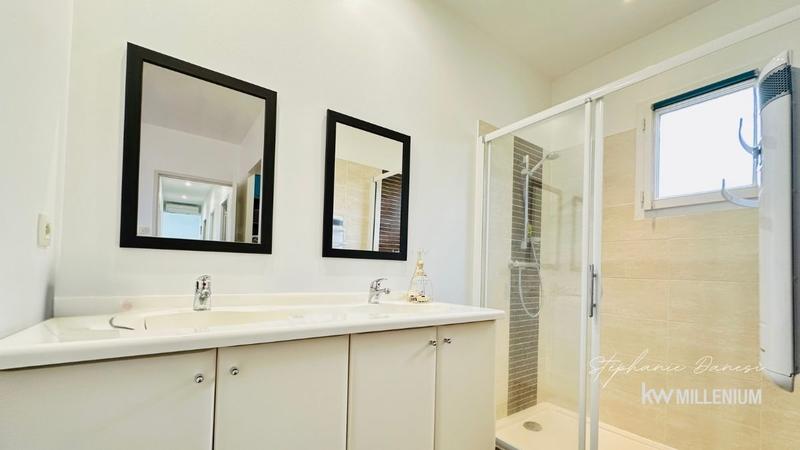 Maison - 158 m² - 6 pièces