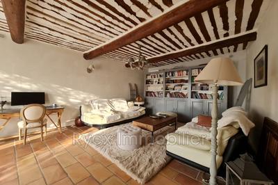 Maison - 285 m² - 9 pièces